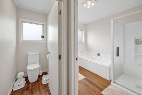 Photo of property in 14 Egmont Street, Hawera, 4610