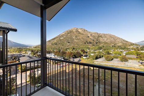 Photo of property in Toru Apartments, 706/10 Copper Beech Avenue, Frankton, Queenstown, 9300