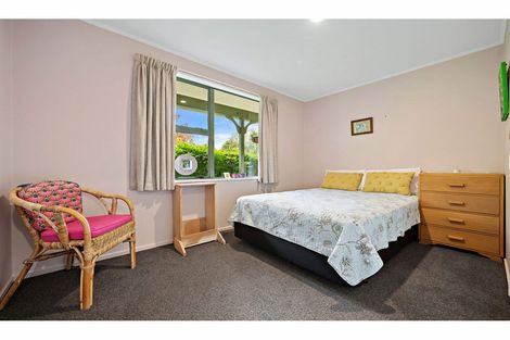 Photo of property in 8 Tau Crescent, Diamond Harbour, 8972