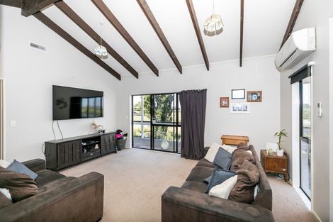 Photo of property in 25 Great South Road, Ohaupo, 3803