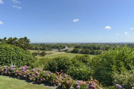 Photo of property in 27 The Strand, Fitzherbert, Palmerston North, 4410