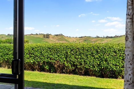 Photo of property in 8 Ballintoy Park Drive, Welcome Bay, Tauranga, 3175