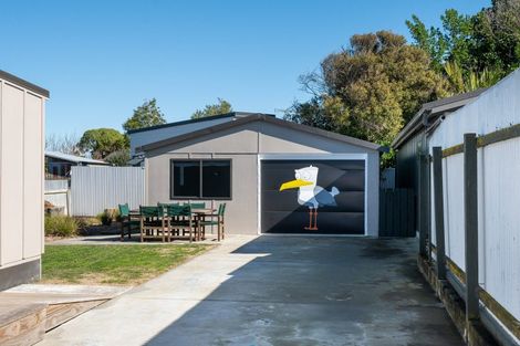 Photo of property in 19 Grange Road North, Haumoana, 4102