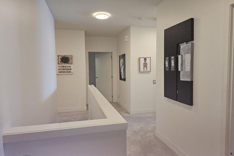 Photo of property in 222 Oriental Parade, Oriental Bay, Wellington, 6011