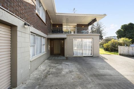 Photo of property in 19 Lochinver Road, Papatoetoe, Auckland, 2025