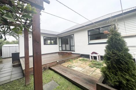 Photo of property in 16 Piko Crescent, Riccarton, Christchurch, 8041