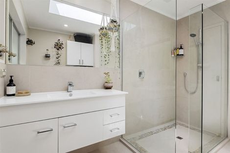 Photo of property in 4/17 Church Street, Devonport, Auckland, 0624