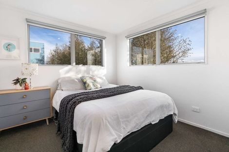 Photo of property in 31 Reynolds Place, Papamoa Beach, Papamoa, 3118