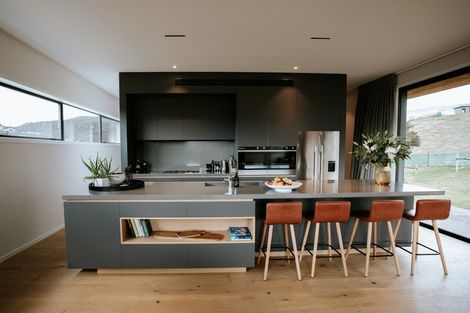 Photo of property in 8 Nokomai Street, Wanaka, 9305