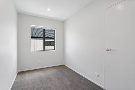 Photo of property in 31 Parkmore Drive, Rosehill, Papakura, 2113