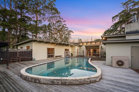 Photo of property in 1 Whitford Park Road, Whitford, Howick, 2571