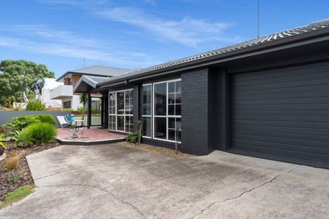 Photo of property in 11c Oceanbeach Road, Mount Maunganui, 3116