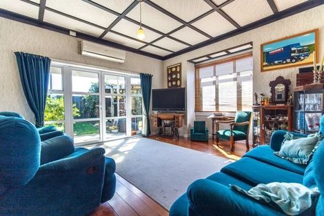 Photo of property in 210 Albert Park Drive, Te Awamutu, 3800