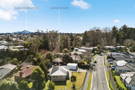 Photo of property in 1 Keitha Place, Glenview, Hamilton, 3206