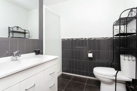 Photo of property in 9g Crohane Place, Addington, Christchurch, 8024