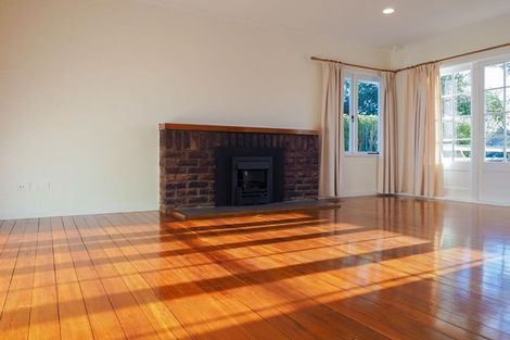 Photo of property in 56 Nile Road, Milford, Auckland, 0620