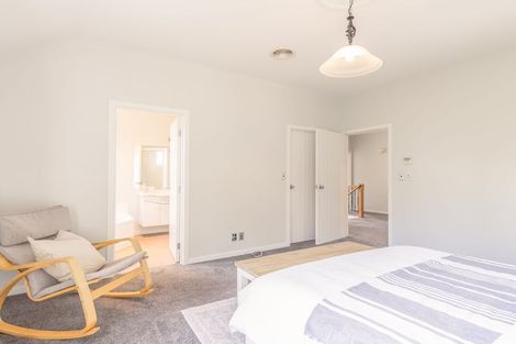 Photo of property in 16 Basil Place, Mount Pleasant, Christchurch, 8081