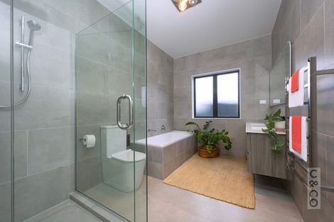 Photo of property in 58 Fruitlands Road, Kumeu, 0810