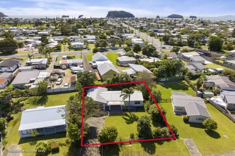 Photo of property in 128 Avalon Place, Whangamata, 3620