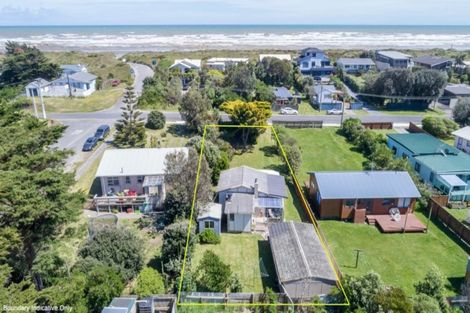 Photo of property in 70 Rua Avenue, Waitarere Beach, Levin, 5510
