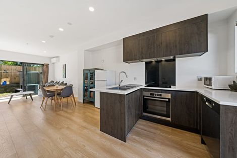 Photo of property in 17 Waru Lane, Te Atatu Peninsula, Auckland, 0610