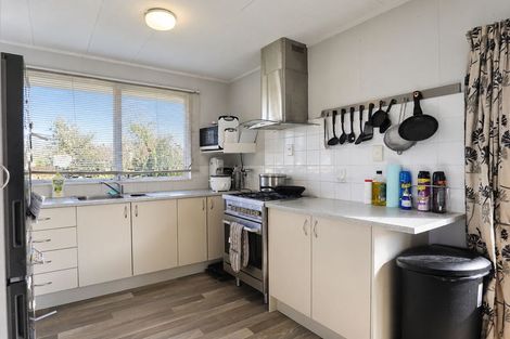 Photo of property in 11 Crystal Place, Pukehangi, Rotorua, 3015