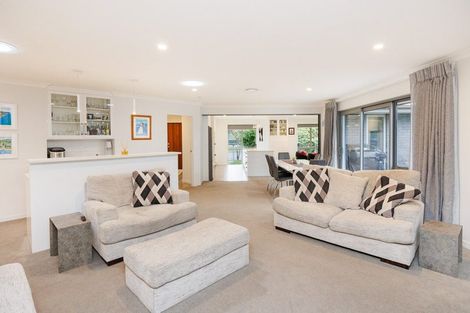 Photo of property in 27 Titoki Street, Palmerston North, 4414
