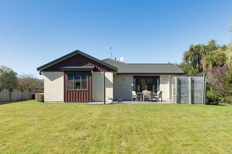 Photo of property in 6 Burnfield Way, Levin, 5510