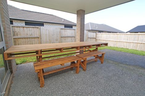 Photo of property in 114 Te Manatu Drive, Huntington, Hamilton, 3210