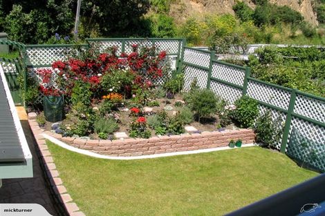 Photo of property in 32 Sunset Parade, Plimmerton, Porirua, 5026