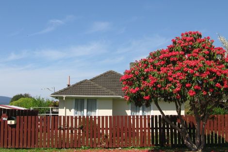 Photo of property in 8 Ross Road, Western Heights, Rotorua, 3015