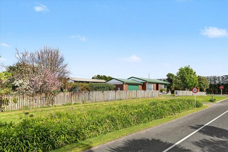 Photo of property in 2 Taupata Street, Paengaroa, 3189