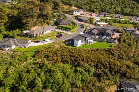 Photo of property in 9 Lila Gillies Lane, Riverstone Terraces, Upper Hutt, 5018