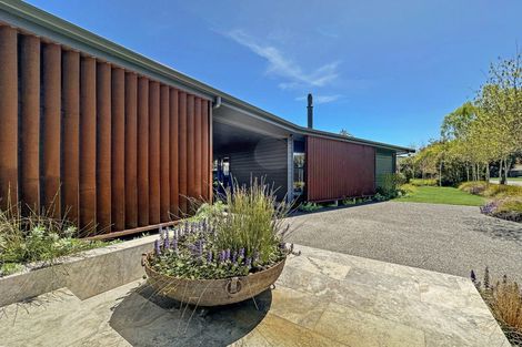 Photo of property in 1 Nisbet Terrace, Kinloch, Taupo, 3377