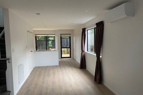 Photo of property in 1/60 Triangle Road, Massey, Auckland, 0614