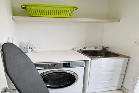 Photo of property in 5/52 Fendalton Road, Fendalton, Christchurch, 8014