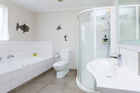 Photo of property in 60 Brentwood Street, Trentham, Upper Hutt, 5018