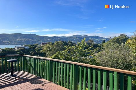 Photo of property in 15 Porterfield Street, Macandrew Bay, Dunedin, 9014