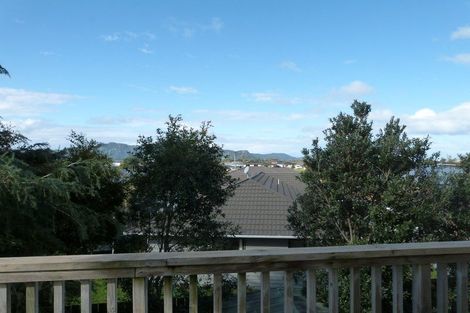 Photo of property in 3 Curlew Place, One Tree Point, 0118