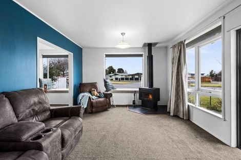 Photo of property in 166 Flaxmere Avenue, Flaxmere, Hastings, 4120