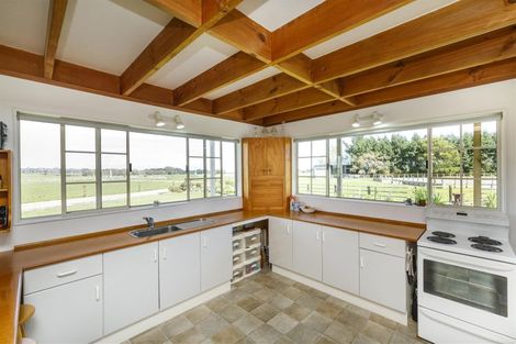 Photo of property in 481 Taonui Road, Colyton, Feilding, 4775