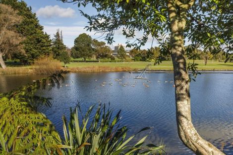 Photo of property in 14 Pastoral Lane, Hokowhitu, Palmerston North, 4410