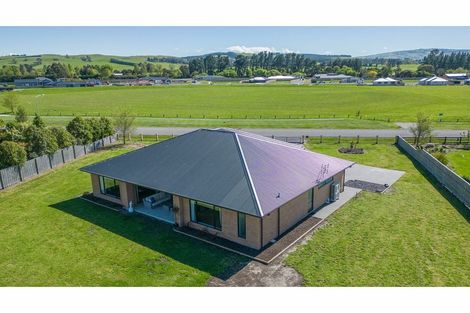 Photo of property in 9 Fantail Avenue, Amberley, 7410