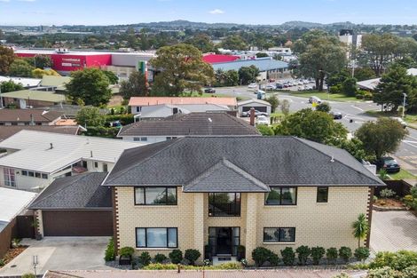 Photo of property in 23 Reeves Road, Pakuranga, Auckland, 2010