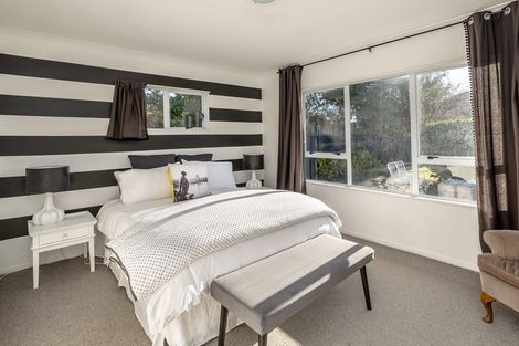 Photo of property in 32a Broadway Street, Martinborough, 5711