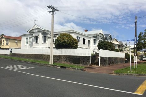 Photo of property in 112 Williamson Avenue, Grey Lynn, Auckland, 1021