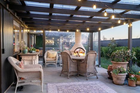 Photo of property in 163a Victoria Street, Cambridge, 3434