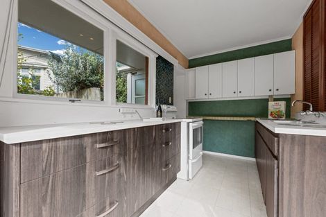Photo of property in 1/263 Lake Road, Belmont, Auckland, 0622