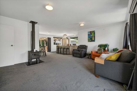 Photo of property in 6a Shaldon Crescent, Blagdon, New Plymouth, 4310