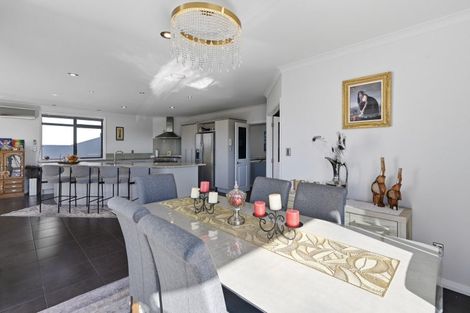 Photo of property in 2 Parnwell Place, Ohauiti, Tauranga, 3112
